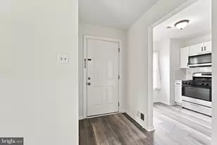 405 Atlanta Court, Sewell, NJ 08080 - Photo 3