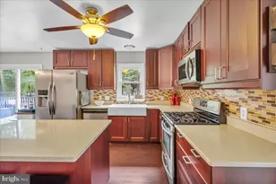 1425 12th Ave, Monroe Township, NJ 08094 - Photo 7