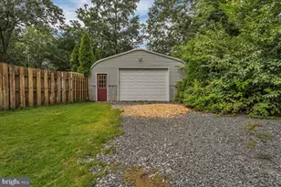 1425 12th Ave, Monroe Township, NJ 08094 - Photo 23