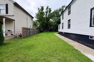 19 W Madison St, Paulsboro, NJ 08066 - Photo 3