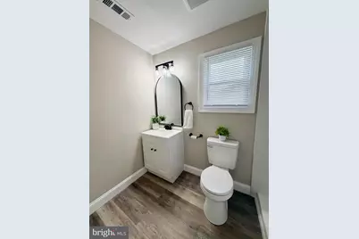 19 W Madison Street, Paulsboro, NJ 08066 - Photo 11