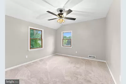 106 Lakeside Drive, Glassboro, NJ 08028 - Photo 15