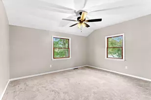 106 Lakeside Dr, Glassboro, NJ 08028 - Photo 17
