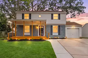 106 Lakeside Dr, Glassboro, NJ 08028 - Photo 1