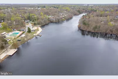82 Bells Lake Drive, Washington Township, NJ 08012 - Photo 5