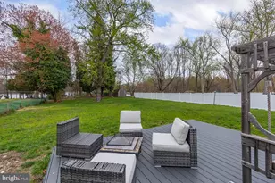 82 Bells Lake Dr, Washington Township, NJ 08012 - Photo 3
