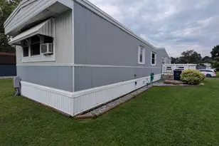 216 Eisenhower Ave, Monroe Township, NJ 08094 - Photo 5