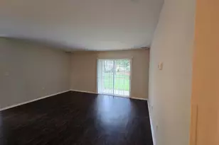 555 Shetland Ct, Sewell, NJ 08080 - Photo 3