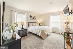 435 Longfellow Dr, Monroe Township, NJ 08094 - Photo 23