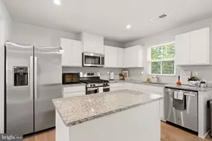 217 Conte Ct, Monroe Township, NJ 08094 - Photo 3