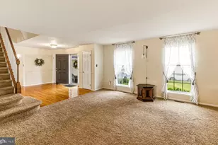 2 Trafalger Ct, Sewell, NJ 08080 - Photo 5