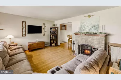 383 Hessian Avenue, West Deptford, NJ 08096 - Photo 5