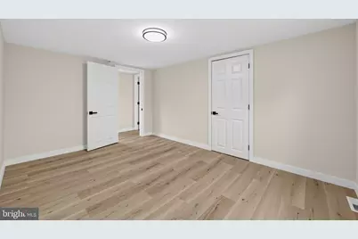129 W Washington Street, Paulsboro, NJ 08066 - Photo 13
