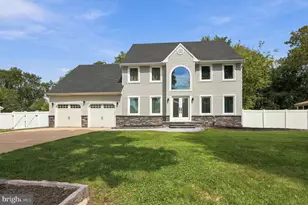 1405 Swan Ln, Harrison Township, NJ 08062 - Photo 1