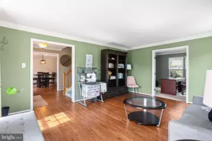 27 Glasgow Rd, Monroe Township, NJ 08094 - Photo 7