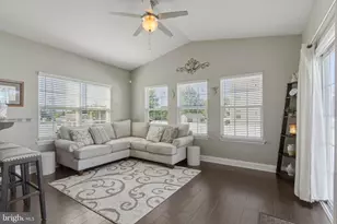 490 DeFrancesco Cir, Glassboro, NJ 08028 - Photo 11