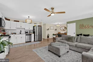 811 Sunflower Way, Mantua, NJ 08051 - Photo 9