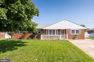 157 S School St, Greenwich Township, NJ 08027 - Photo 1