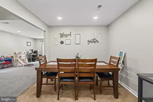 33 Phoenix Ct, Sewell, NJ 08080 - Photo 7