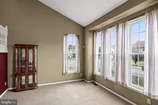 310 Sussex Ct, Swedesboro, NJ 08085 - Photo 3