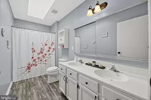 231 Woodcreek, Wenonah, NJ 08090 - Photo 21