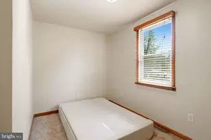 593 Tanger Ave, Franklin Township, NJ 08322 - Photo 9