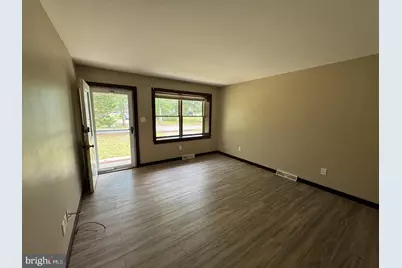 41 4th Street #B1, Franklin Township, NJ 08322 - Photo 5