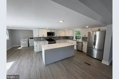 35 Delsea Drive N, Glassboro, NJ 08028 - Photo 17