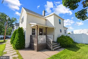1 Queen St, Paulsboro, NJ 08066 - Photo 3