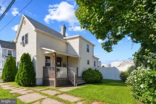 1 Queen St, Paulsboro, NJ 08066 - Photo 1