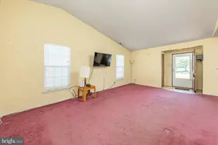 9 Ware Dr, Glassboro, NJ 08028 - Photo 3