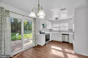 14 Corona Ct, Sewell, NJ 08080 - Photo 3