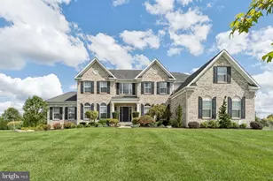 304 Salarno Ct, Harrison Township, NJ 08062 - Photo 1