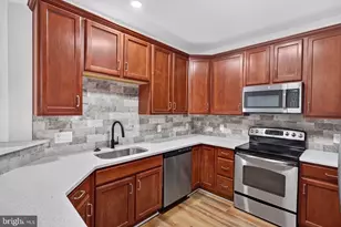 406 Degas Ct, Monroe Township, NJ 08094 - Photo 7