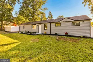 1146 Violet Ave, Monroe Township, NJ 08094 - Photo 1