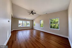 574 Barbados Dr, Monroe Township, NJ 08094 - Photo 3