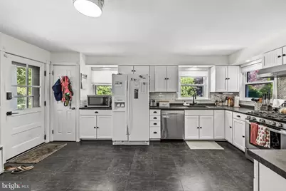 401 N Clinton Avenue, Wenonah, NJ 08090 - Photo 13