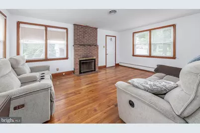 142 Princeton Avenue, West Deptford Township, NJ 08096 - Photo 5