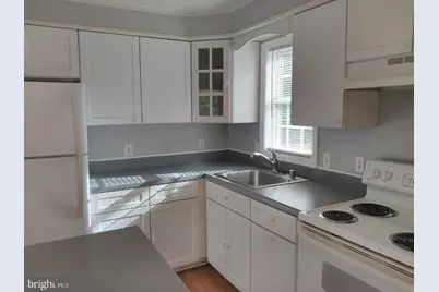 320 E High Street, Clayton, NJ 08312 - Photo 11