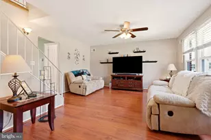 22 Corona Ct, Sewell, NJ 08080 - Photo 3