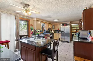 109 Ridgeway Ln, Harrison Township, NJ 08062 - Photo 9