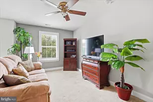 904 Sweet Briar Cir, Woodbury, NJ 08096 - Photo 21