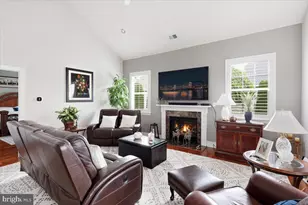 904 Sweet Briar Cir, Woodbury, NJ 08096 - Photo 7