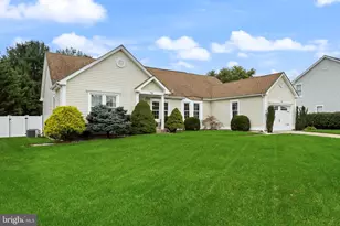 18 Bacon St, Clayton, NJ 08312 - Photo 1