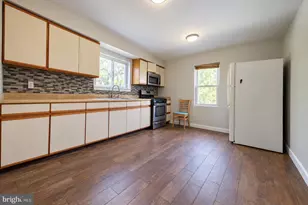 1009 Hessian, West Deptford Township, NJ 08093 - Photo 9