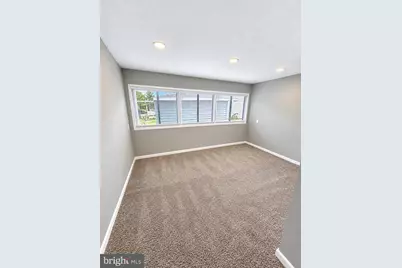212 Harrison Avenue, Monroe Township, NJ 08094 - Photo 9