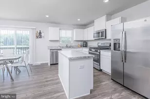 6 Burr St, Monroe Township, NJ 08094 - Photo 9