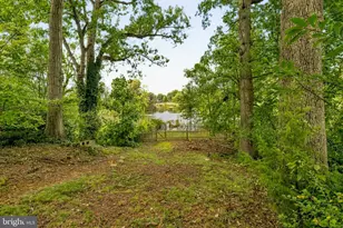 422 Harding St, Woodbury, NJ 08096 - Photo 3