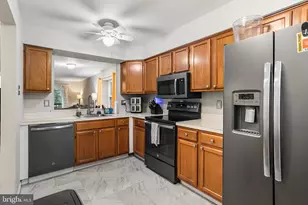 16 N Maple St, Woodbury, NJ 08096 - Photo 11