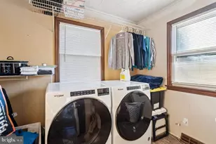 221 Center St, Sewell, NJ 08080 - Photo 9